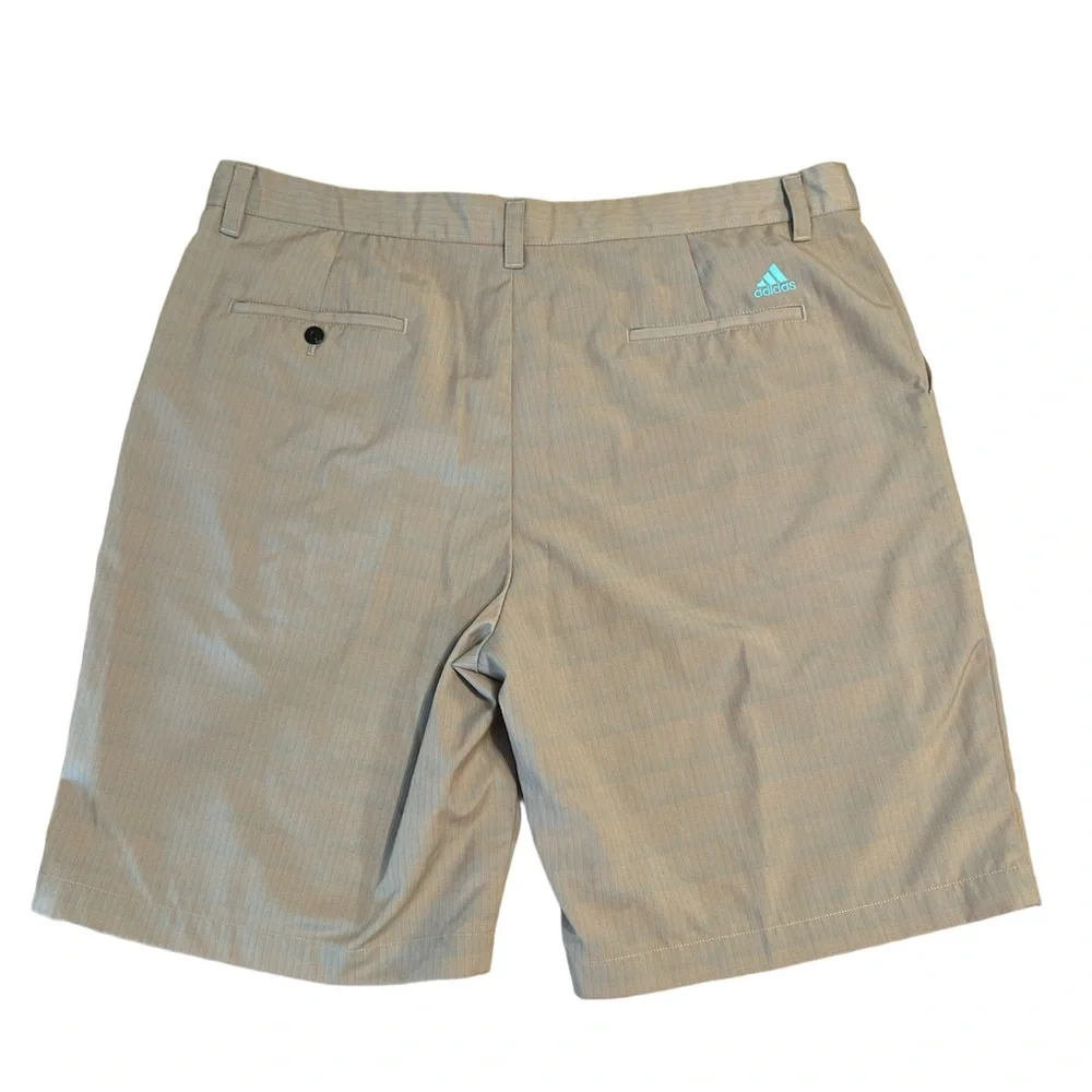 Adidas Men’s Golf Shorts‎ Tan and Blue Stripe Size 40